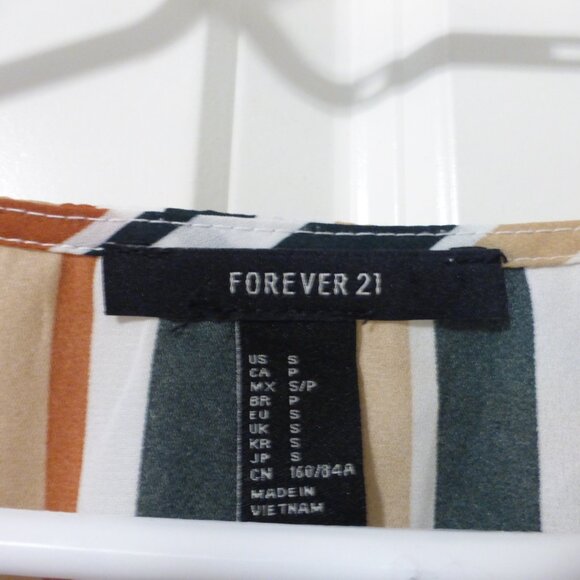 FOREVER 21 striped v-neck chiffon cropped long sleeve blouse - Picture 2 of 10